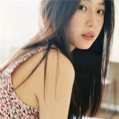 水瓶座女孩